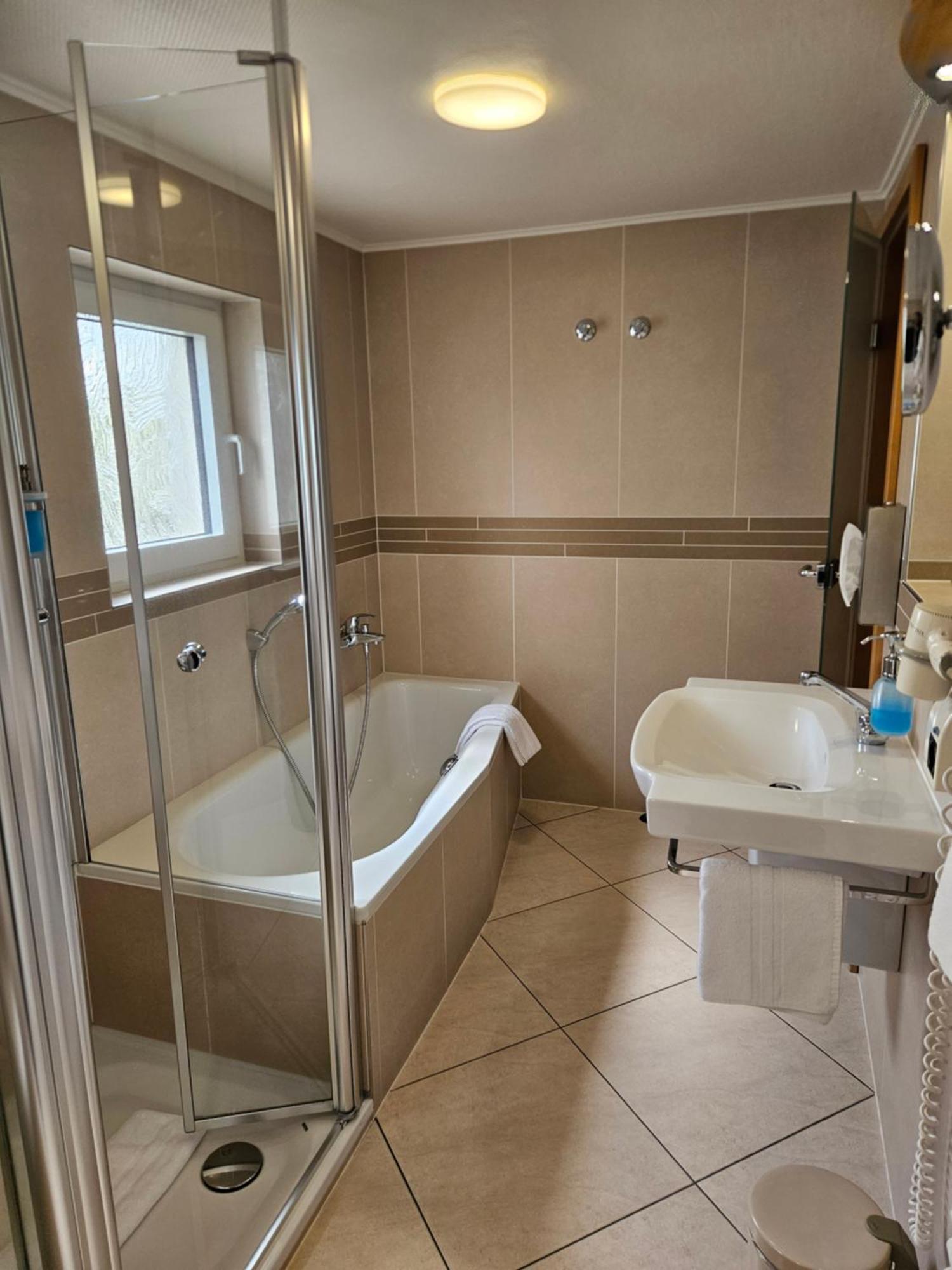 Hotel Hessischer Hof Melsungen Dış mekan fotoğraf